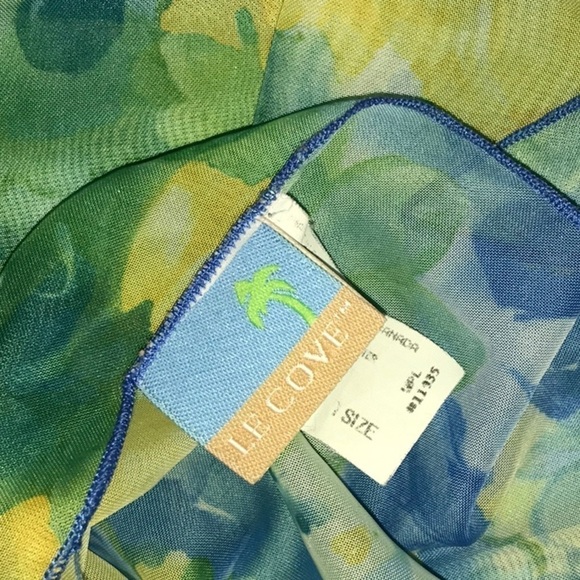 LE COVE  Floral Cover-Up Swimwear Wrap - Picture 3 of 3